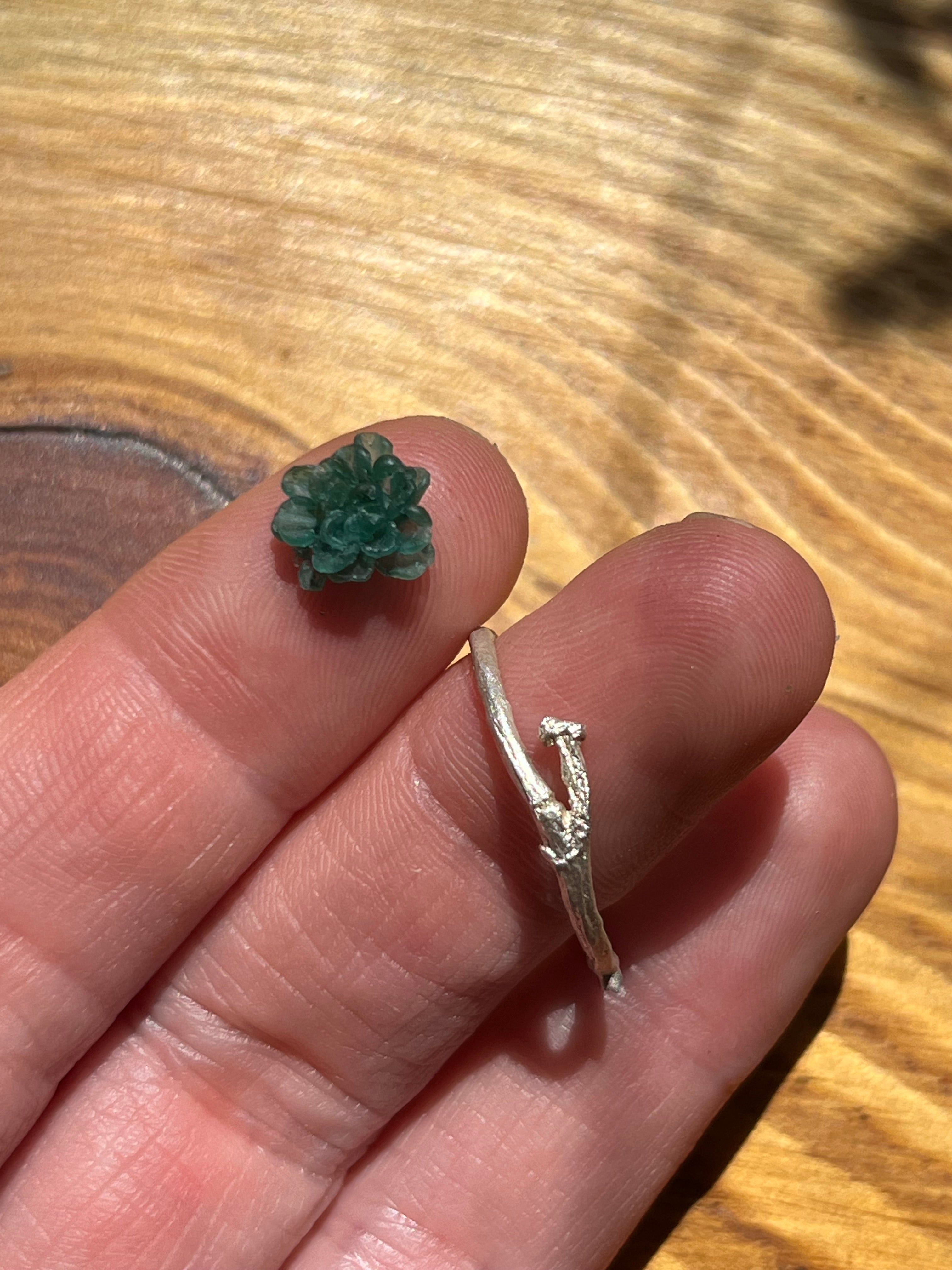 Birth_Flower_Birth_Stone_Bespoke_Ring_Ellenlou_Fine_Jewellery-13.jpg