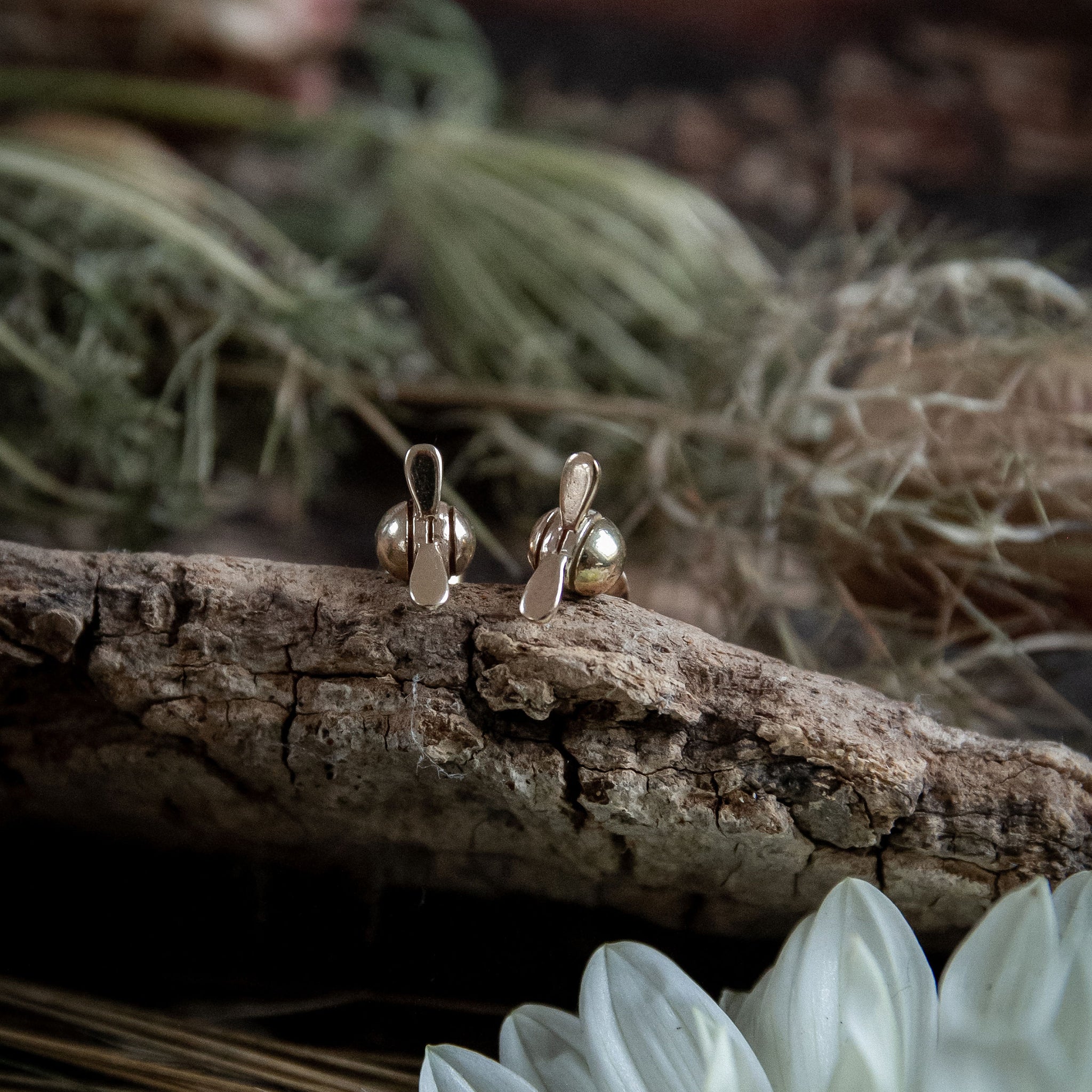 Ellen Lou Gardening Jewellery 9ct Bumble Bee Stud Earrings