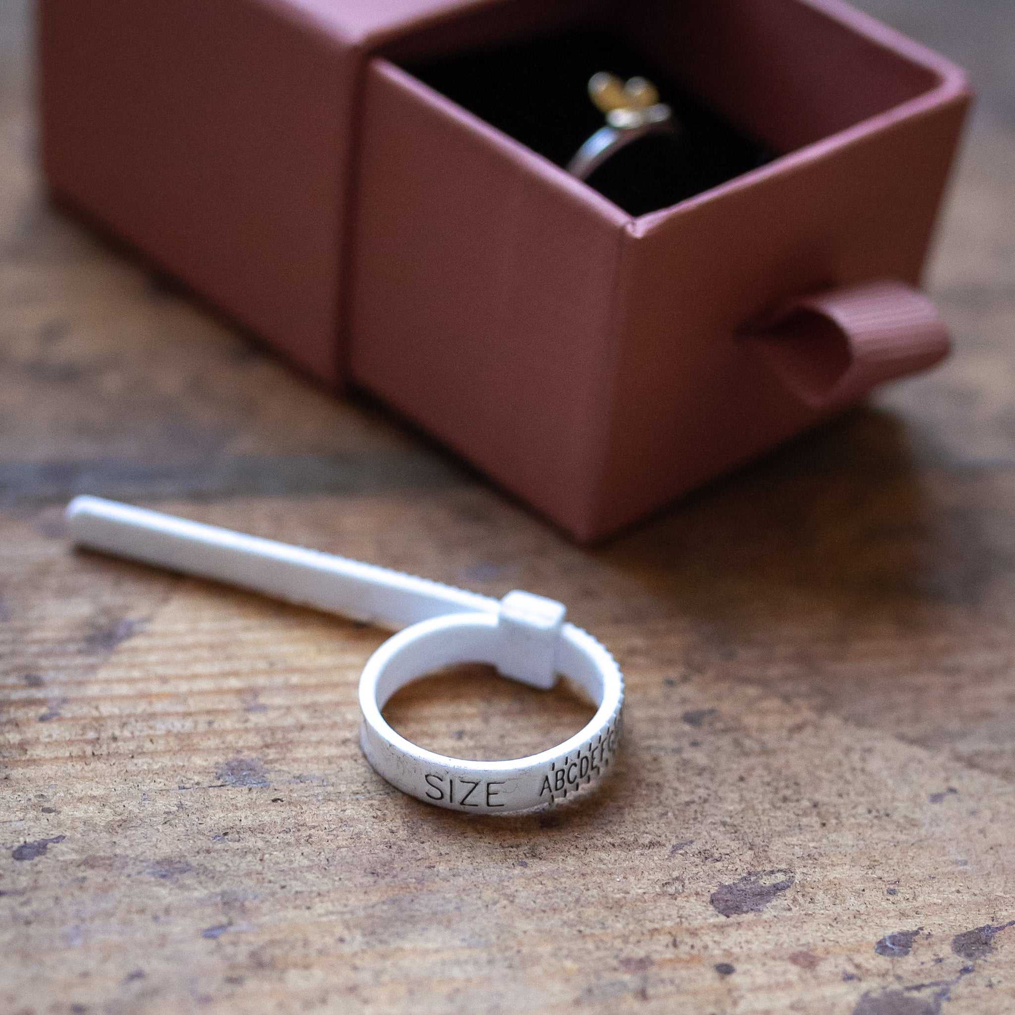 Ellen Lou Gardening Jewellery Ring Sizer